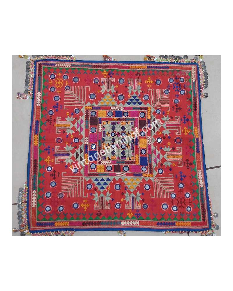 Vintage & Rare Pakistan Soof Hand Embroidered Handkerchief â€œRUMAALâ€